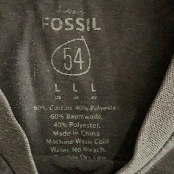 Fossil Graphic T-Shirt - Picture 3 of 3